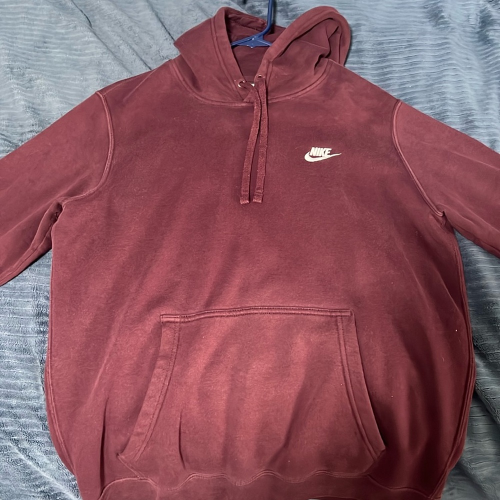 Maroon Nike Hoodie, size Medium.
